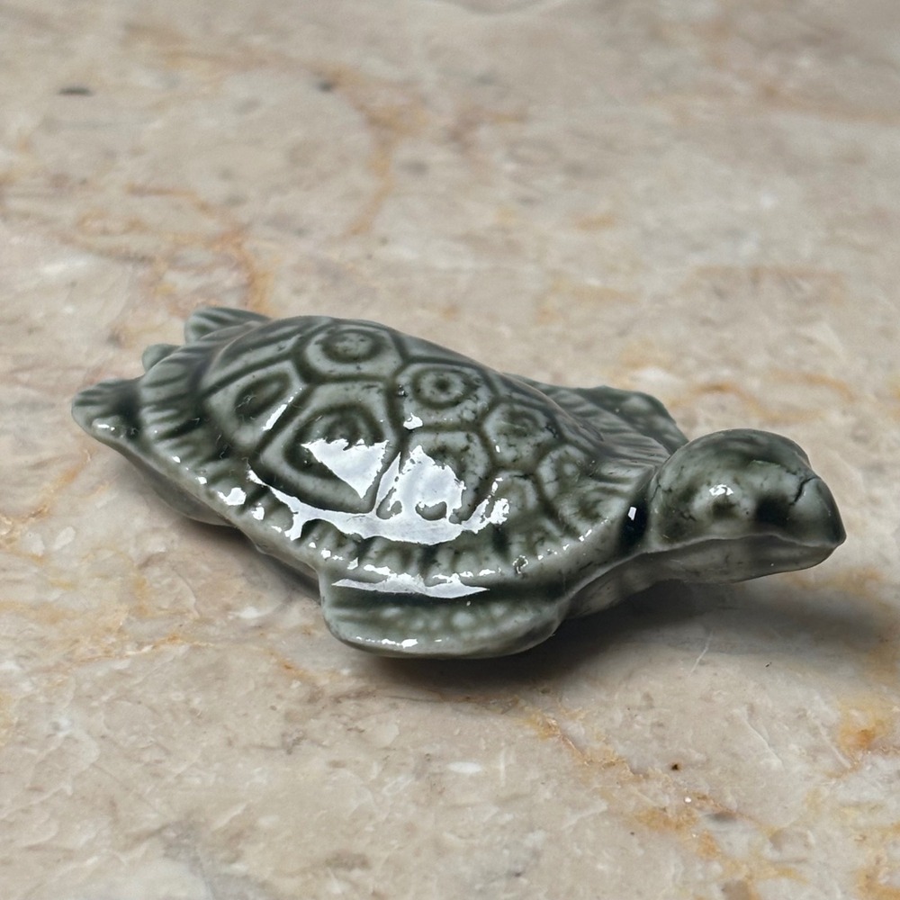 Wade England Turtle‎ Figurine Mini Green Grey Glazed Porcelain Whimsie